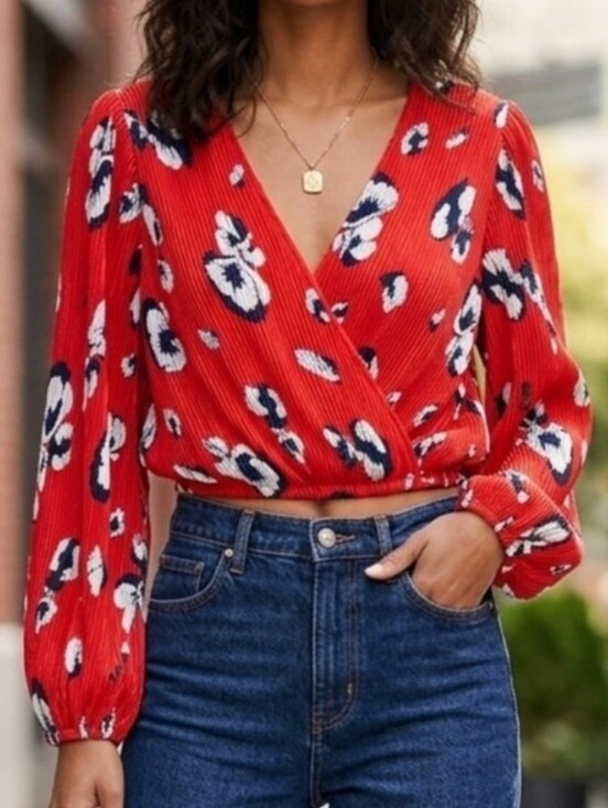 Astr Tops - NWT | ASTR the Label Puff Sleeve Bubble Hem Blouse Red Floral